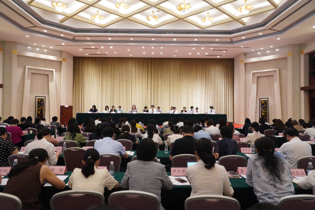 
                                    湖北省婦聯十三屆三次執委（擴大）會暨全省婦聯系統深化共同締造現場推進會在漢召開